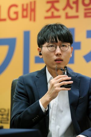  신진서, LG배 결승1국에서 기적 같은 역전승